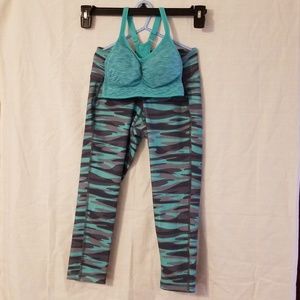 Old Navy workout outfit‎ size XS